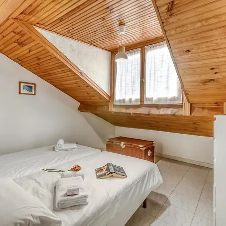 Apartamento La Mansarde Bleu Azur In Historic Centre - Happy *